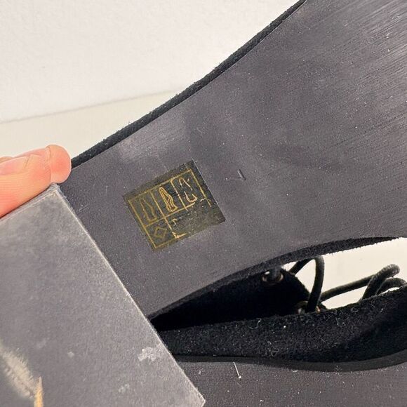 Jeffery Campbell Black Suede Lace Up Block Heeled Open Toed Sandals Size 7 - Picture 12 of 14